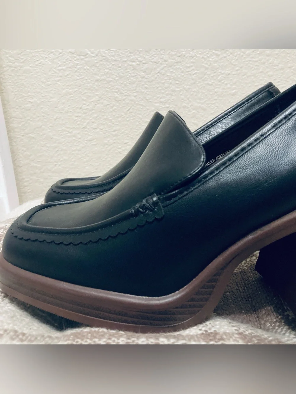 Torrid Shoes Womens  7.5 Wide Width Mock Toe Platform Loafers Mary Jane Black